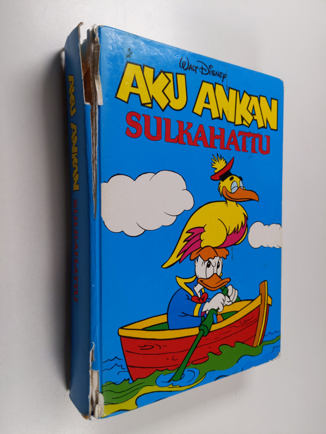 Walt Disney : Aku Ankan sulkahattu