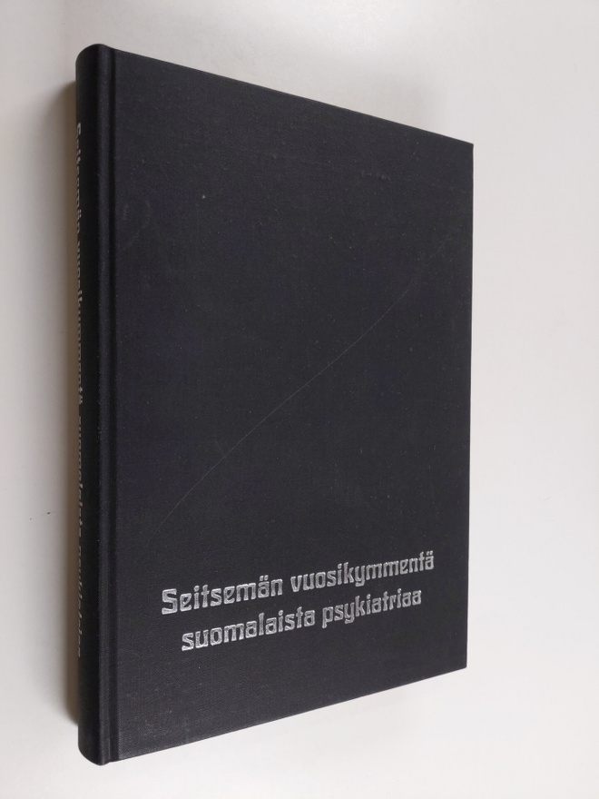 Kalle ym. (toim.) Achte : Seitsemän vuosikymmentä suomala...