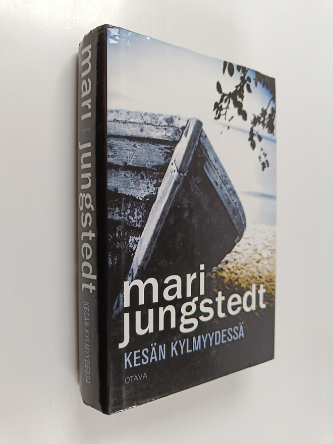 Mari Jungstedt : Kesän kylmyydessä
