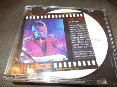 PROMO CDS DCX ** HOLD ME **