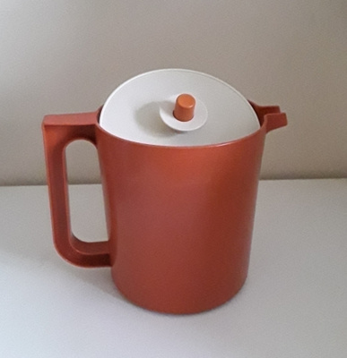 Tupperware kannu n. 1,7 l