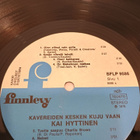 KAVEREIDEN KESKEN KUJU HYTTINEN LP - pikkukuva 3