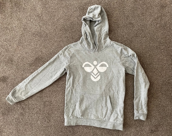 Hummel huppari koko 152 cm