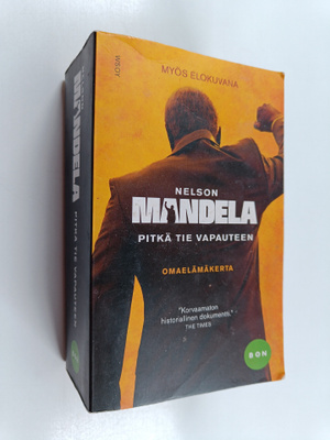 Nelson Mandela : Pitkä tie vapauteen : omaelämäkerta