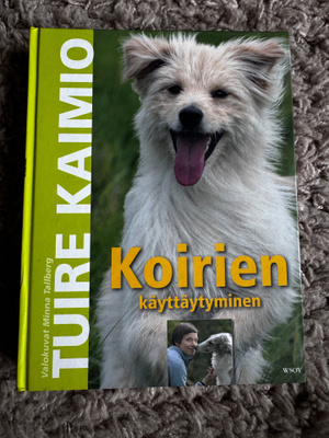 Pari Koiran kasvatuskirjaa