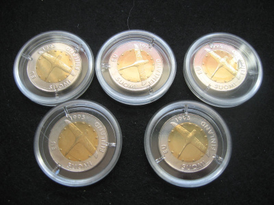 5 kpl 10 mk 1995 EU-juhlaraha - kapseleissa