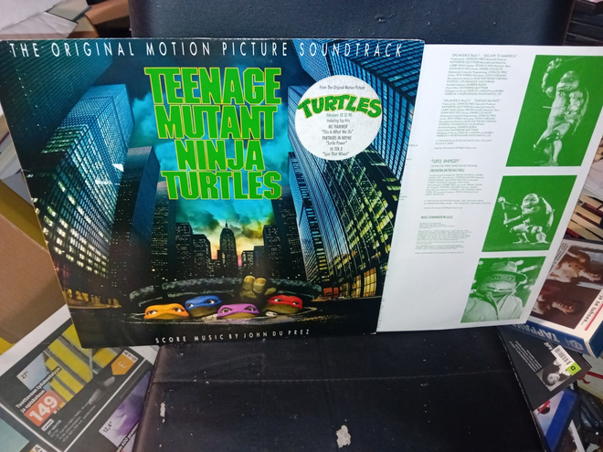 LP : TEENAGE MUTANT NINJA TURTLES ( SIS POSTIKULU )
