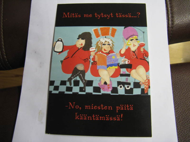 Mitäs me tytsyt tässä..?
