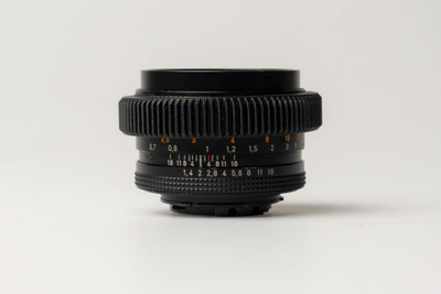 Zeiss 50mm, f1.4 MF -linssi