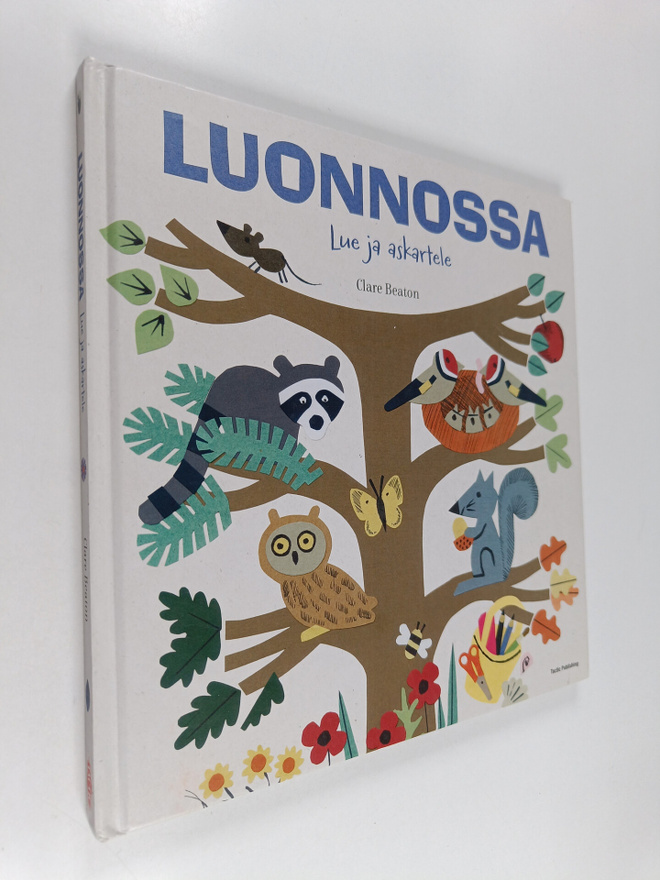 Clare Beaton : Luonnossa : lue ja askartele