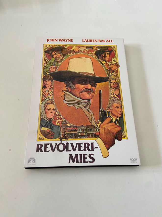 RevorveriMies DVD