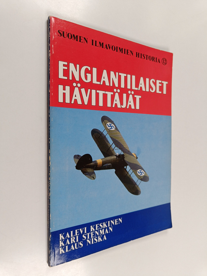 Kalevi Keskinen : Englantilaiset hävittäjät