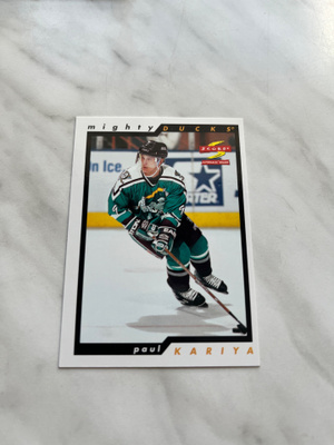 1996-97 Score Paul Kariya #8