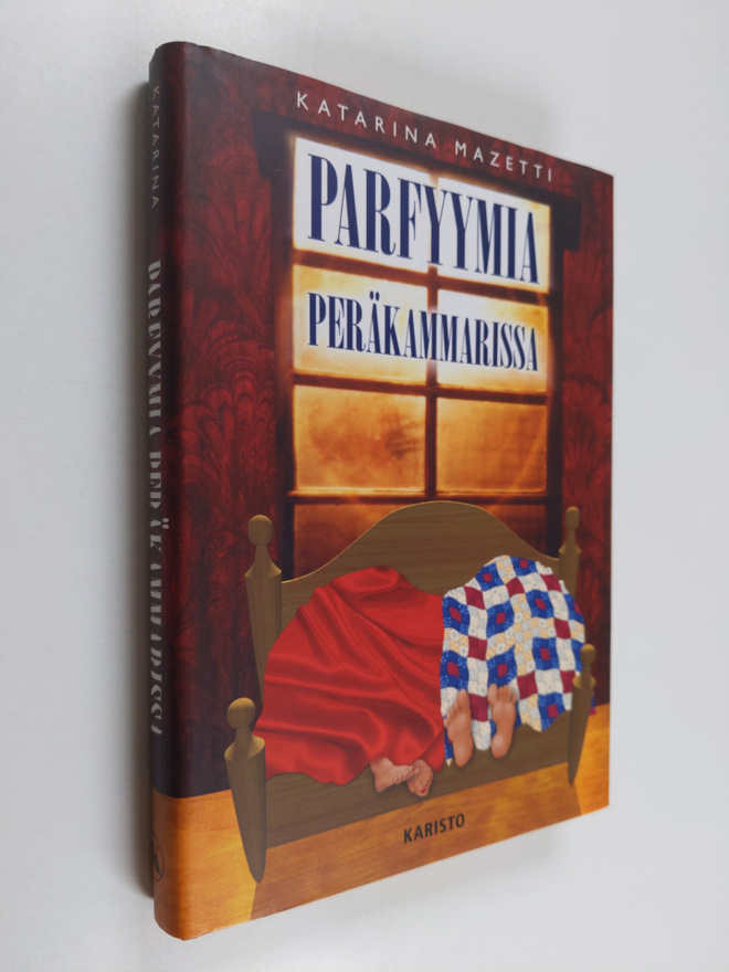 Katarina Mazetti : Parfyymia peräkammarissa