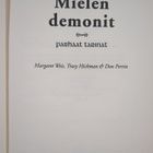 Margaret Weis : Mielen demonit : parhaat tarinat - pikkukuva 3