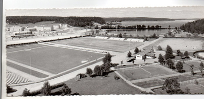Lahti:  Kisapuistoa (pitkä kortti)