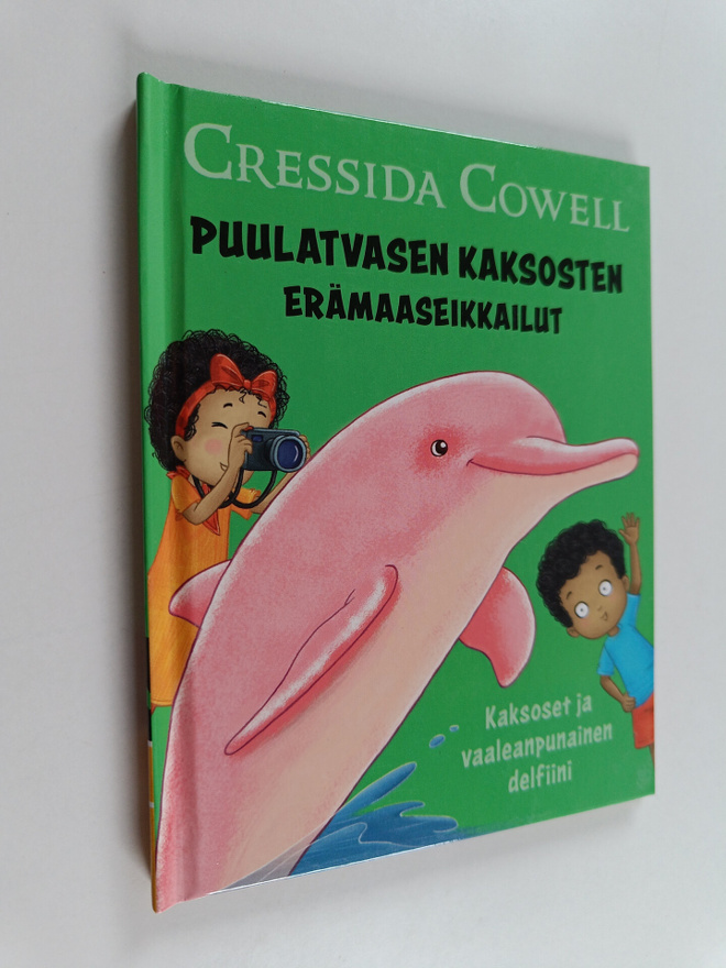 Cressida Cowell : Puulatvasen kaksosten erämaaseikkailut ...