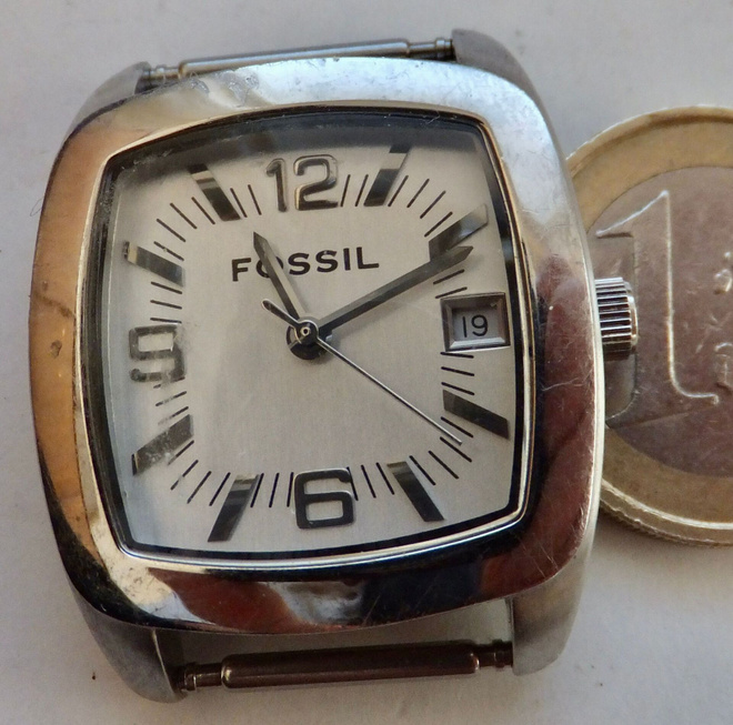 VANHA Kello Fossil Water Resistant 30 m