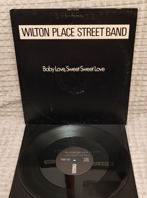 Wilton Place Street Band Baby Love, Sweet Sweet Love 12"