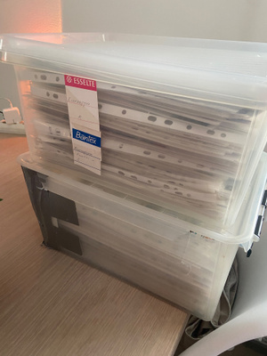 12 000 postimerkkiä