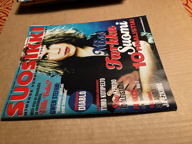 SUOSIKKI 3/2004 +juliste HYVÄ