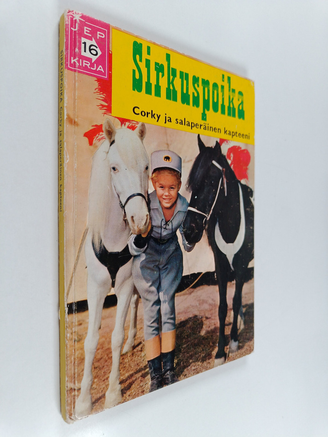 Carel Beke : Sirkuspoika Corky ja salaperäinen kapteeni