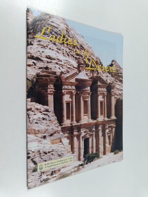 John B. Stuttard : Ladies in the Desert : A Tour of Jorda...