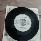 Peter & The Indians – Kukaan Huomenna Ei Kaipaa 7" SINGLE - pikkukuva 3