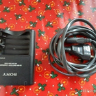 Sony paristo/akkulaturi siistissä kunnossa - pikkukuva 4