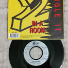 2 In A Room Winggle It 7"single - pikkukuva 2