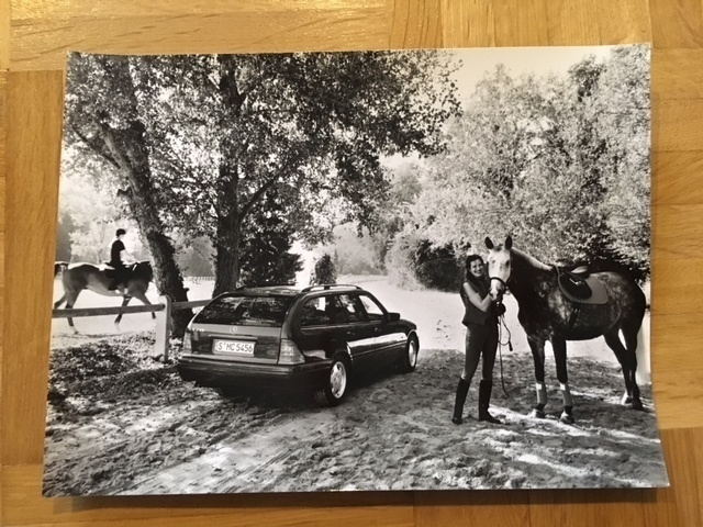 Lehdistökuva Mercedes-Benz S202 C-luokan farmari