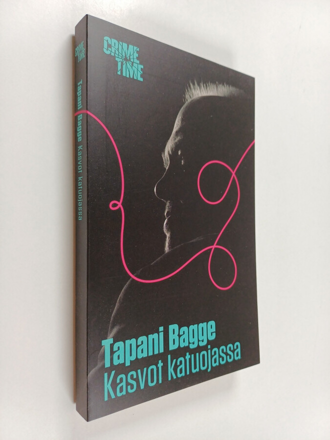 Tapani Bagge : Kasvot katuojassa
