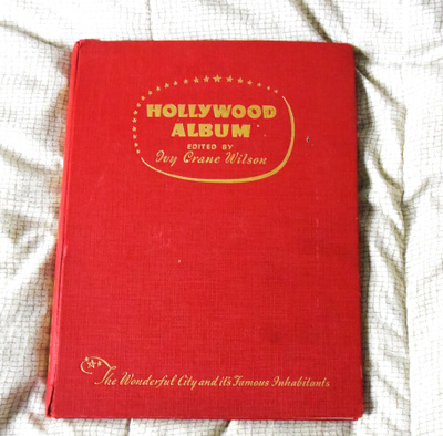 Ivy Crane Wilsonin toimittama Hollywood-albumi vuodelta 1956