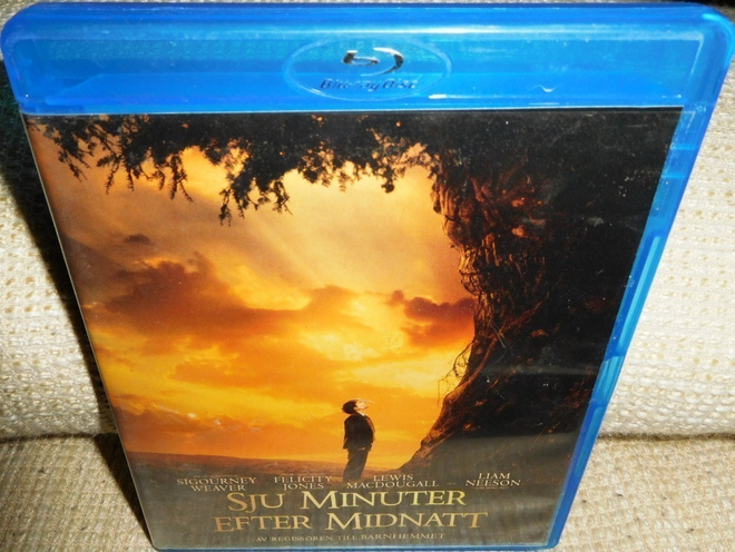 Monster Calls Blu-ray