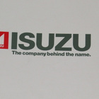 1980 Isuzu esite - historia tuotanto - 24 siv - KUIN UUSI - pikkukuva 2