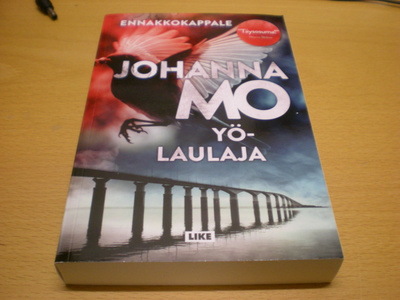 Johanna Mo: Yölaulaja  "Ennakkokappale"