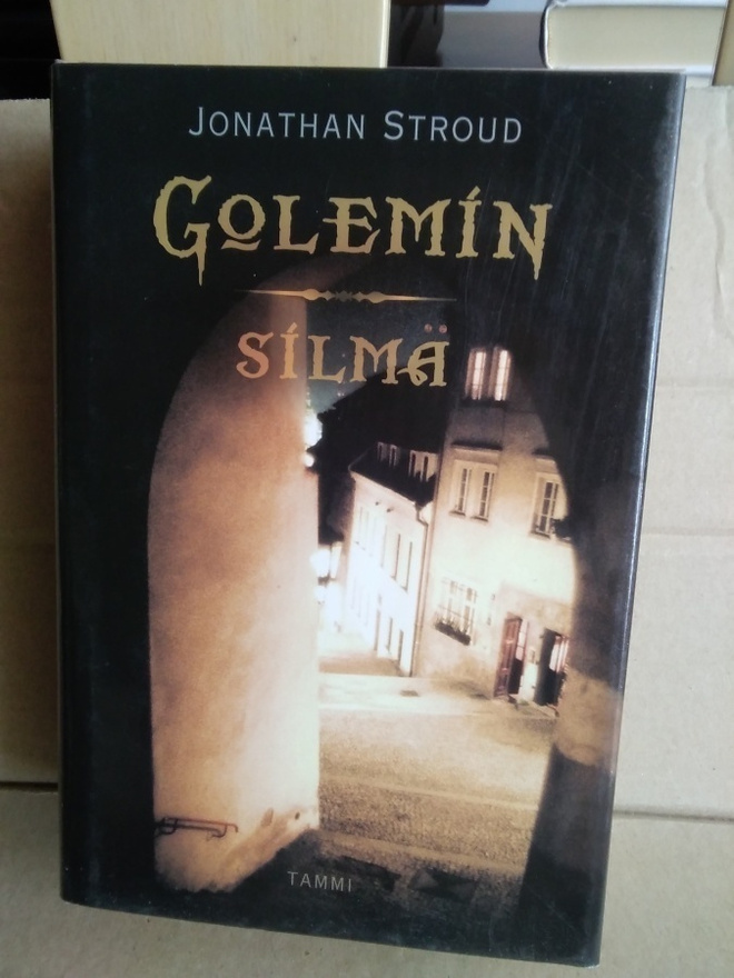 Jonathan Stroud: Golemin silmä