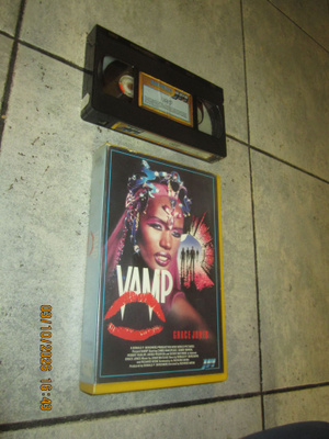 Vamp (1986) VHS Iso koppa (Juno Media ,grage jones ) KAUHU