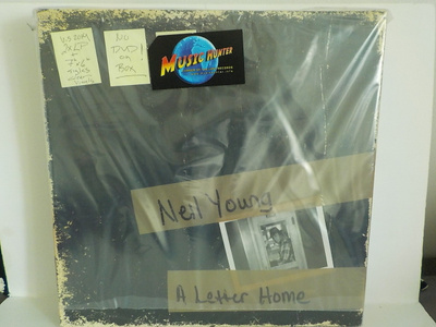NEIL YOUNG - A LETTER HOME 2 X LP + 7 X 6" + CD BOX SET