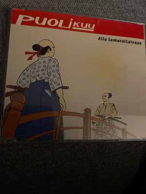 Puolikuu: Alla samuraitaivaan cds