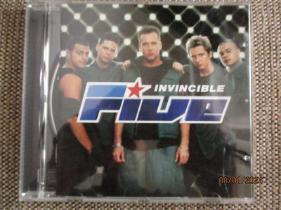 Five INVINCIBLE (CD)