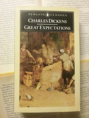 Charles Dickens - Great Expectations (paperback)