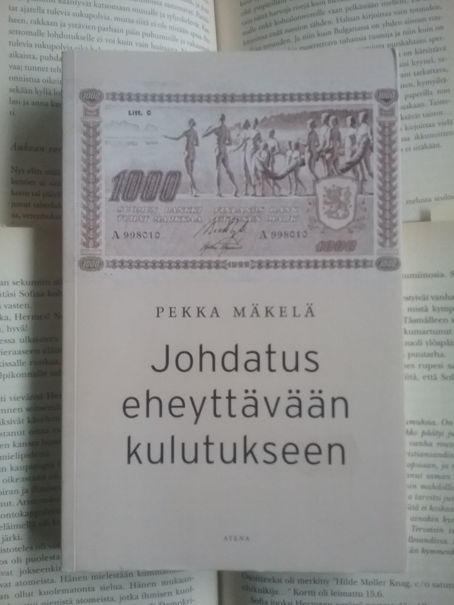 Pekka Mäkelä - Johdatus eheyttävään kulutukseen (nid.)