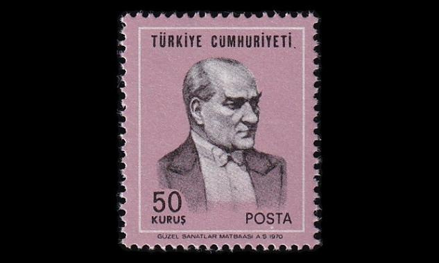 Turkki 2170B ** Atatürk 50 K (13¾:13¼) (1970)