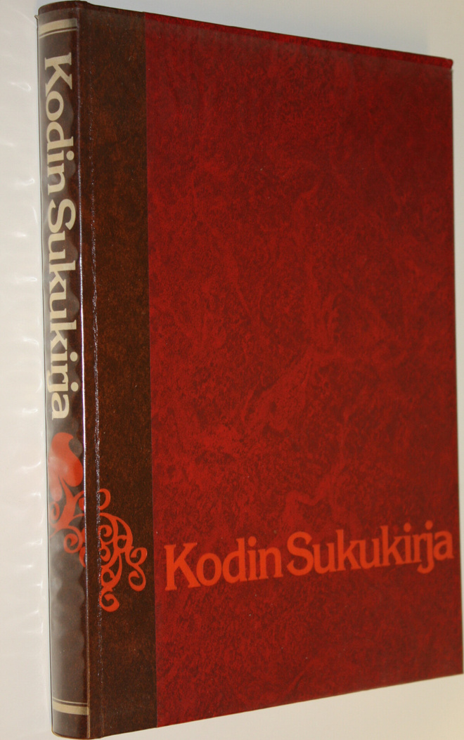 Aarno Tertti : Kodin sukukirja