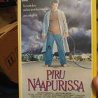 Piru naapurissa vhs - pikkukuva 1