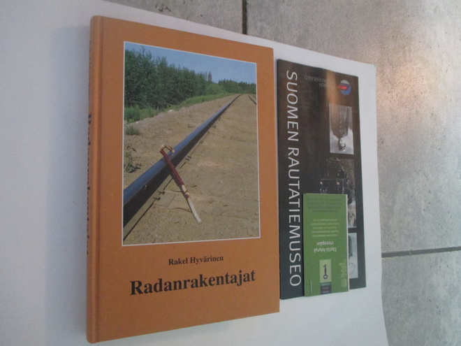 RADANRAKENTAJAT : RAKEL HYVÄRINEN v 1992