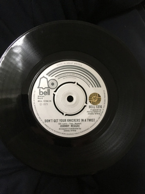 (7") Johnny Reggae – Don't Get Your Knickers In A Twist