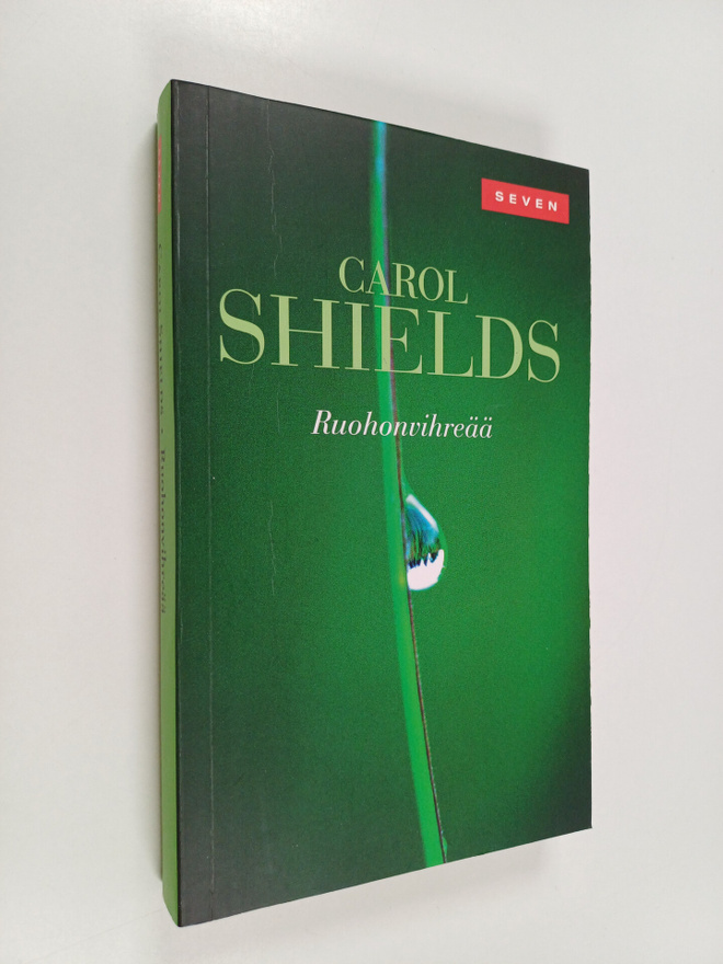 Carol Shields : Ruohonvihreää