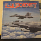 F-18 Hornet Multi-mission warplane - pikkukuva 1